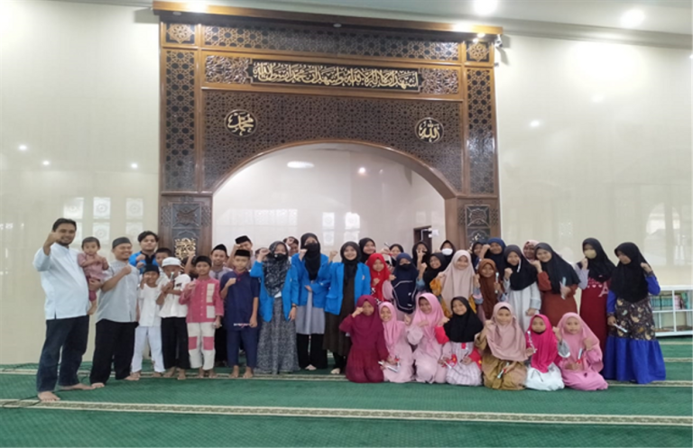 Photo Bersama Kegiatan PKM di Masjid Asyifa